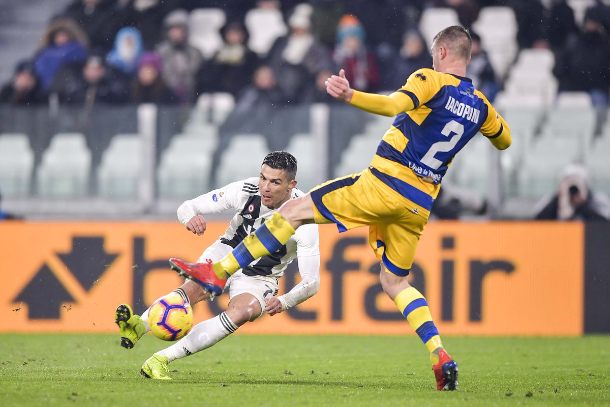 金年会网站-包含意大利杯赛程吃紧，瓦伦西亚转会期完成体检，压力陡增，训练强度明显提升的词条