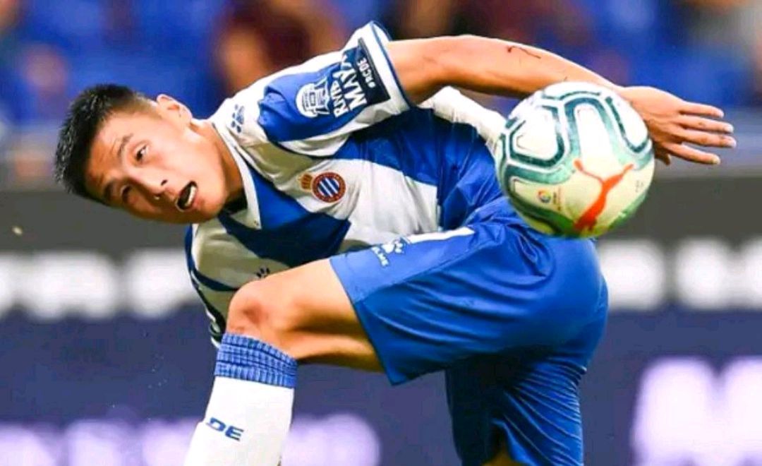 金年会网站-两度落后两度扳平风雨彩虹铿锵玫瑰